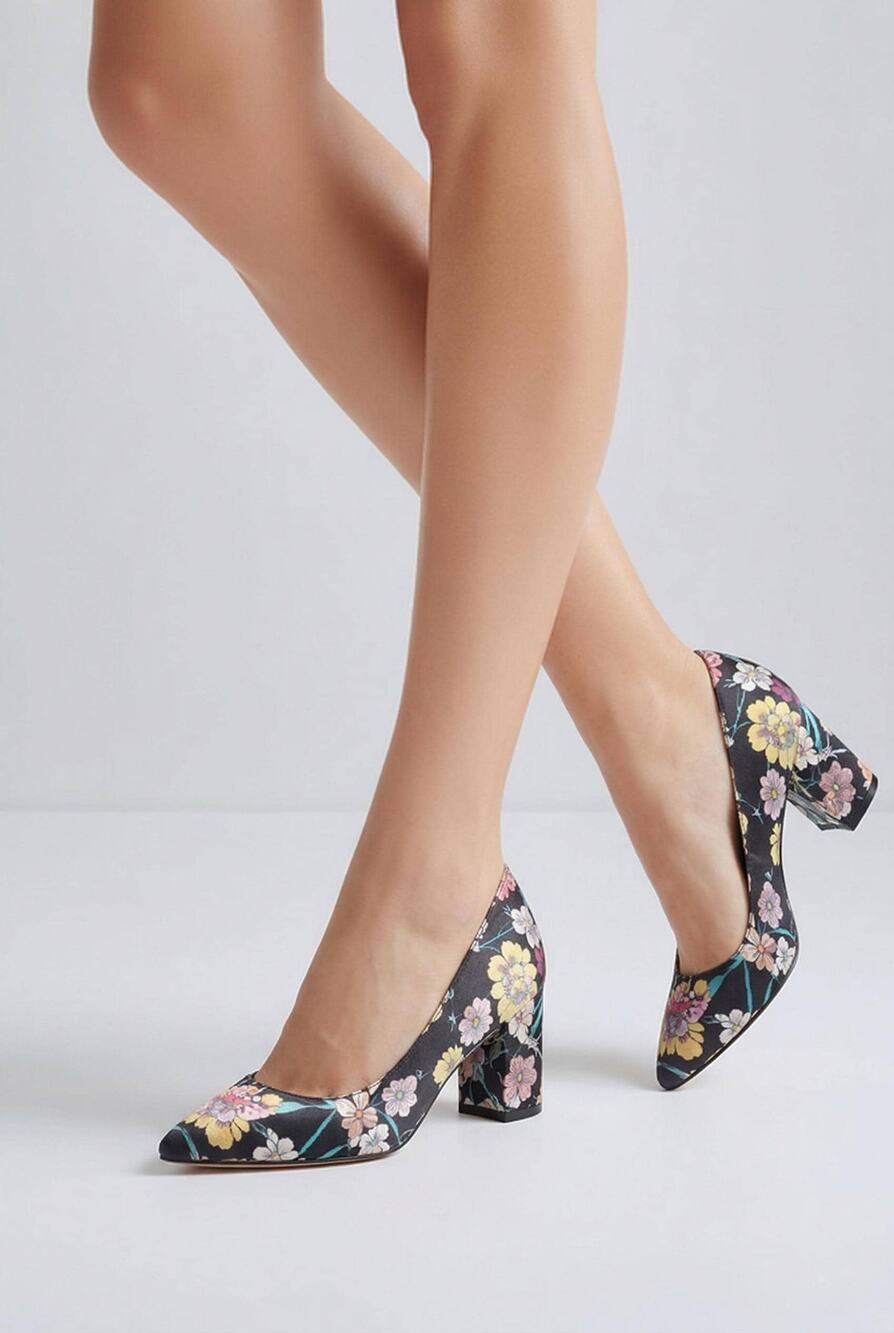 Marc Fisher Viviene Block-Heel Black Floral Textile Y2K Pumps 6M Career Wear